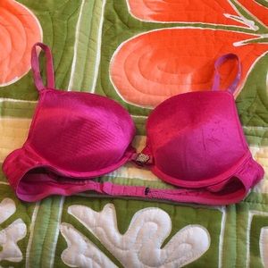 34B push-up bra